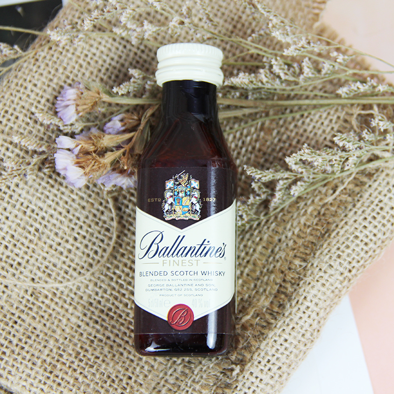 Ballantine's百龄坛威士忌50ml