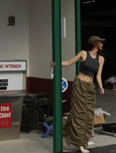 时尚辣妹黑绿两色百褶抽绳低腰高腰长裙半身裙一步裙高腰