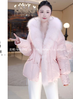 【柔情似水】时尚百搭V领狐狸毛羽绒服815564