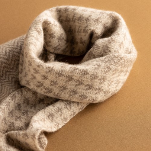 千鸟格人字纹100%纯羊绒高端围巾
