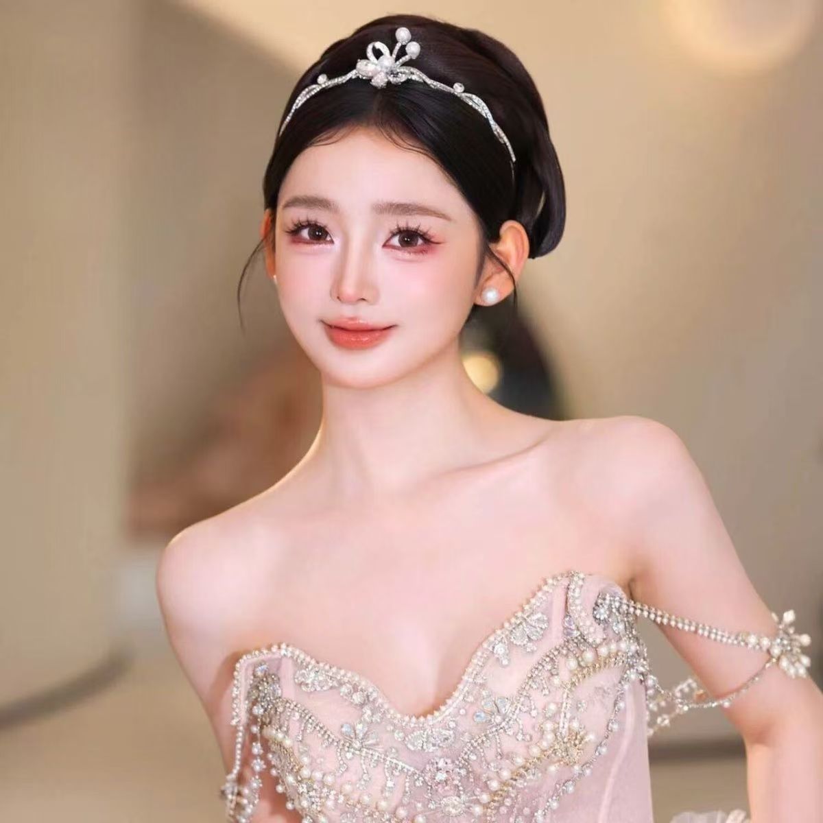 新款韩式新娘皇冠水钻奢华发箍仙发饰结婚婚纱礼服公主十八岁