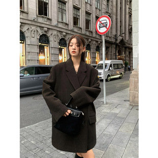 服宽松显瘦中长款 绵羊毛呢复古双排扣西装 外套 黑糖肉桂 洛边