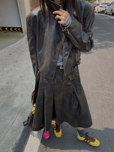 洛边 复古做旧PU皮磨边皮衣机车夹克外套半身皮裙两件套 陈年往事