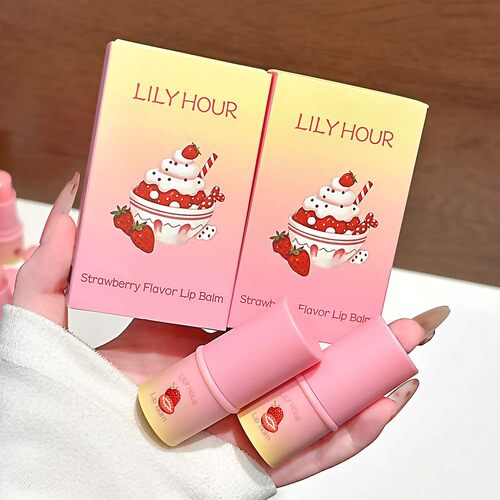 跨境LILY HOUR草莓味润唇膏 清透不粘腻水润嘟嘟唇防干裂保湿彩妆