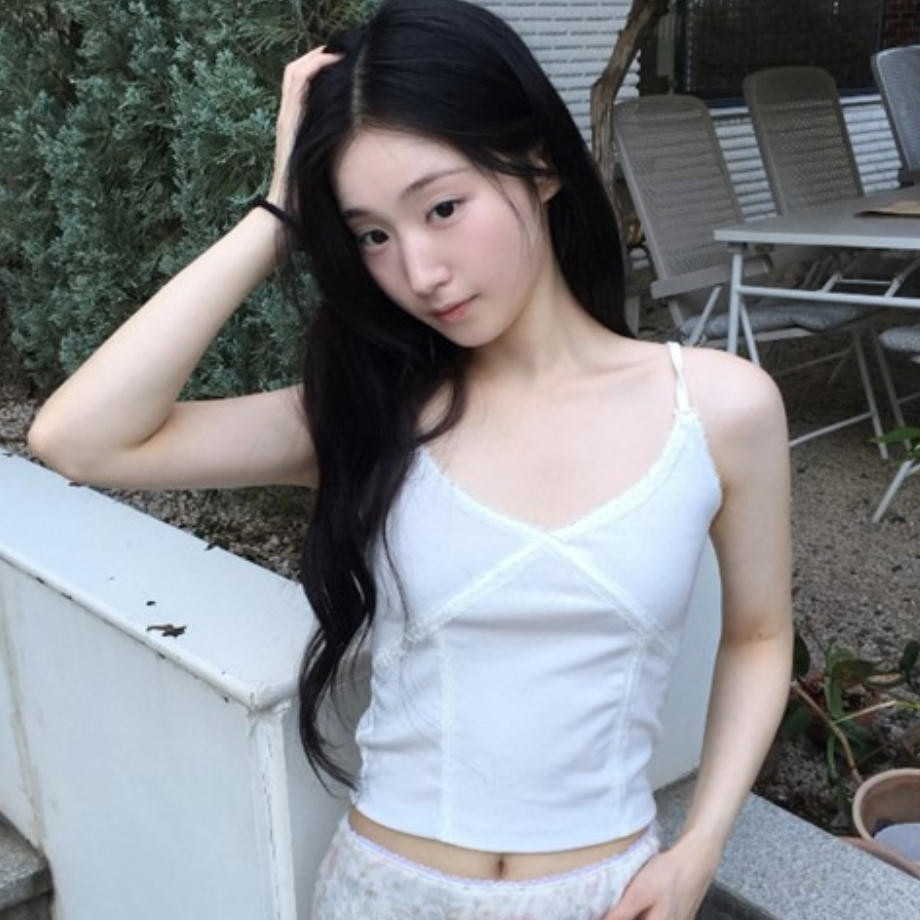 韩国代购直邮2026秋Daybin少女蕾丝边V领吊带背心女修身短款上衣