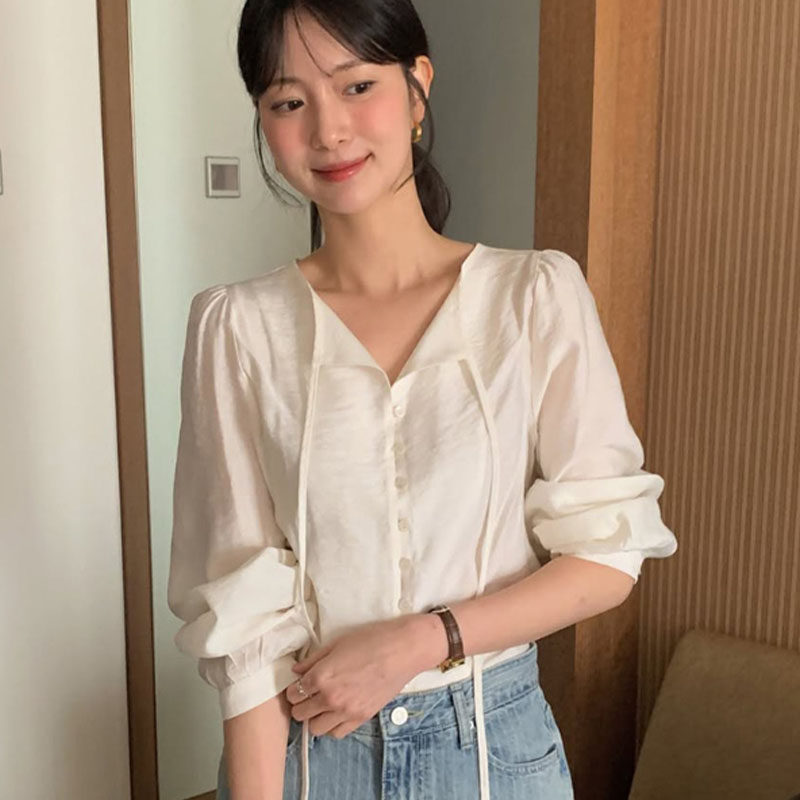 韩国代购直邮2026春甜美少女风系带V领温柔气质减龄百搭长袖衬衫