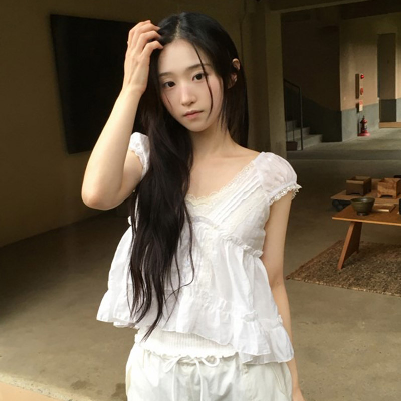 韩国代购直邮2026夏Daybin法式小众温柔甜美风娃娃衫V领短袖衬衫