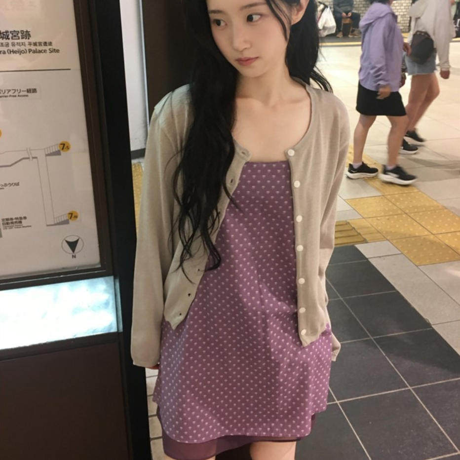 韩国代购直邮2026夏Daybin法式温柔风V领波点显瘦气质紫色连衣裙