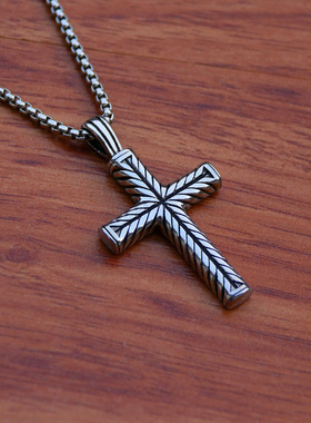 2025新款欧美男士不锈钢项链流行嘻哈风钛钢十字架吊坠龙骨链