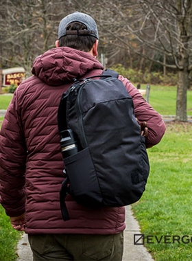 Evergoods 新品CHZ26 v2 防水户外登山旅游日常电脑通勤双肩包邮