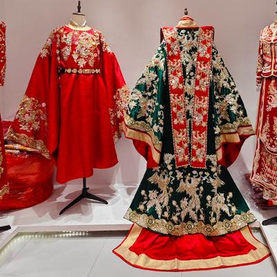 租赁绿肥红瘦汉服出租凤冠霞披