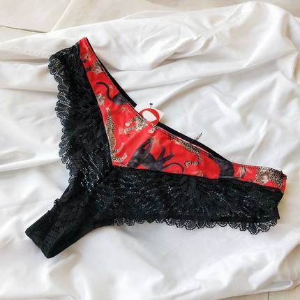 法单小众M 印花蕾丝舒适翘臀性感半包宽边有大码女T裤/单拍文胸