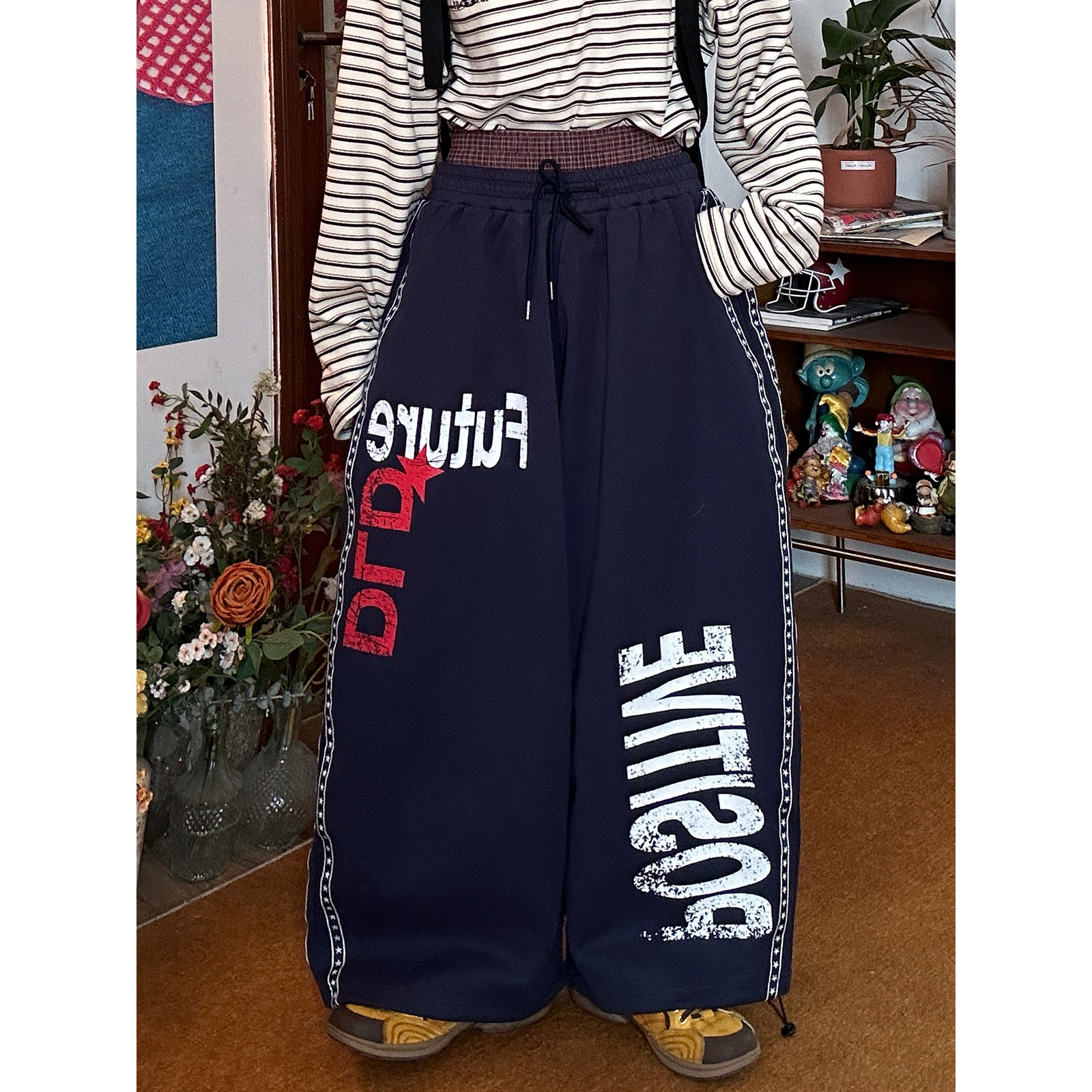 【新品买二送一】美式复古字母印花拼接绑带卫裤女宽松bf拖地长裤,女装/女士精品,卫裤,淘宝优惠券,粉丝福利购,淘宝优惠卷