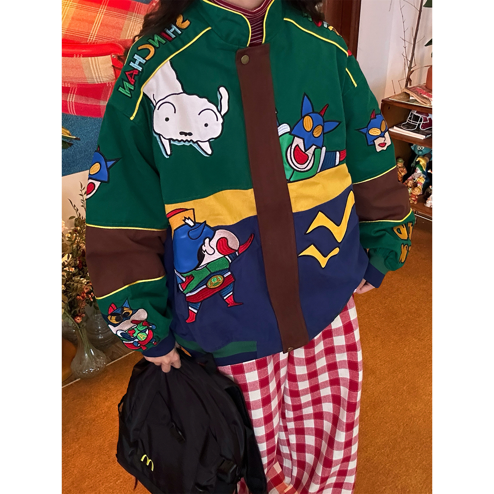 【新品买二送一】蜡笔小新卡通刺绣棒球服外套男女秋款宽松夹克潮