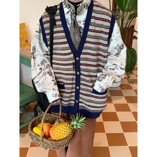 C2自制V领开衫民族风毛衣背心