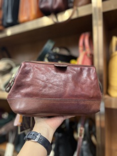 制道重工水洗小鱼皮手拎包单肩斜挎包头层牛皮复古口金包L13127