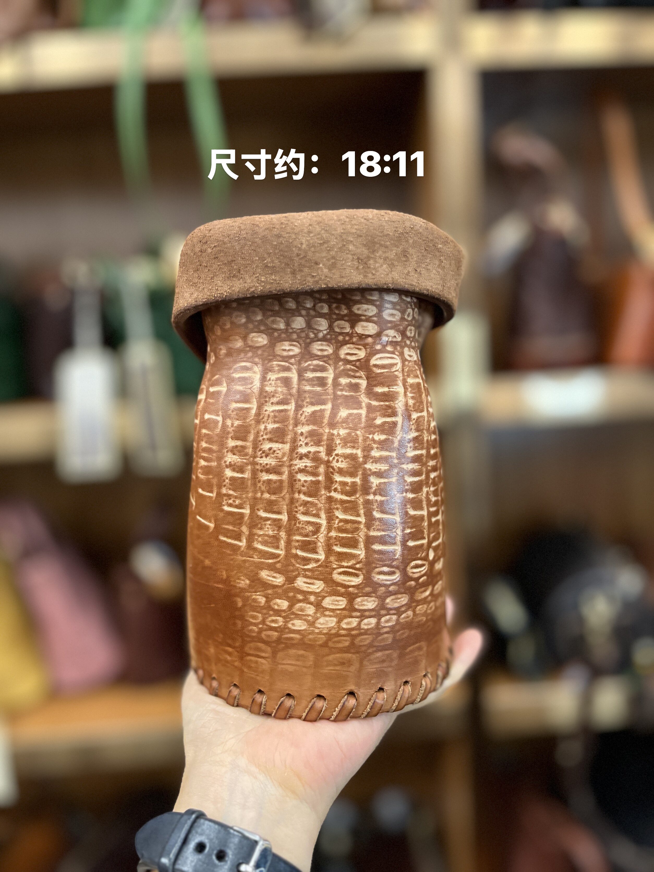纯手工制作全皮定型花瓶装饰品摆件茶宠笔筒家用手工雕花装饰件