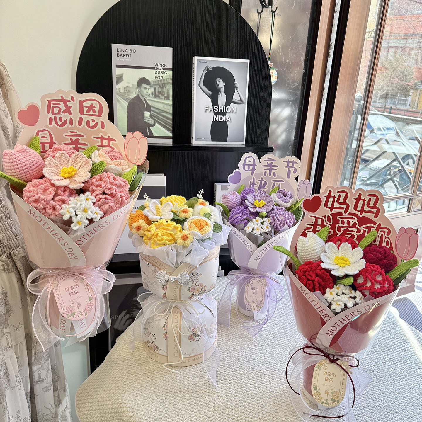 手工钩织毛线康乃馨玫瑰郁金香花束送长辈生日妈妈母亲节创意礼物