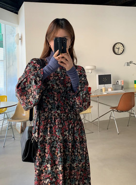 20新款秋季复古碎花方领灯笼袖连衣裙+高领长袖打底衫T恤女