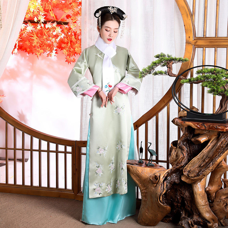 清朝古装格格服装满族旗服女古代宫女娘娘嬷嬷宫廷甄嬛传演出服装