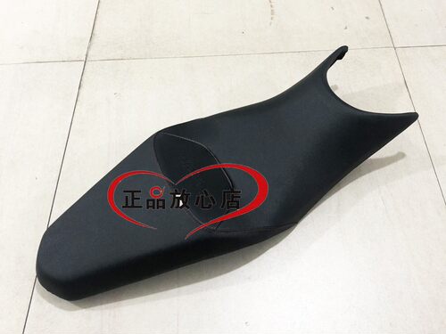 BJ300GS蓝宝龙BN302TNT300黄龙300GS-3摩托车坐垫坐包车座座椅