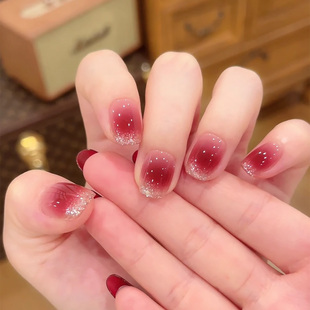 2025年新款网红莓莓果酱红色晕染美甲显白穿戴甲纯手工高级感短款
