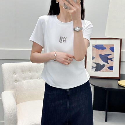 艾嫚伊2026年夏季新款女士弹力短袖T恤镶钻圆领体恤大码妈妈装潮