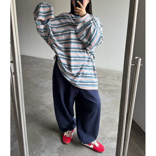 男装东大门长袖T恤复古红