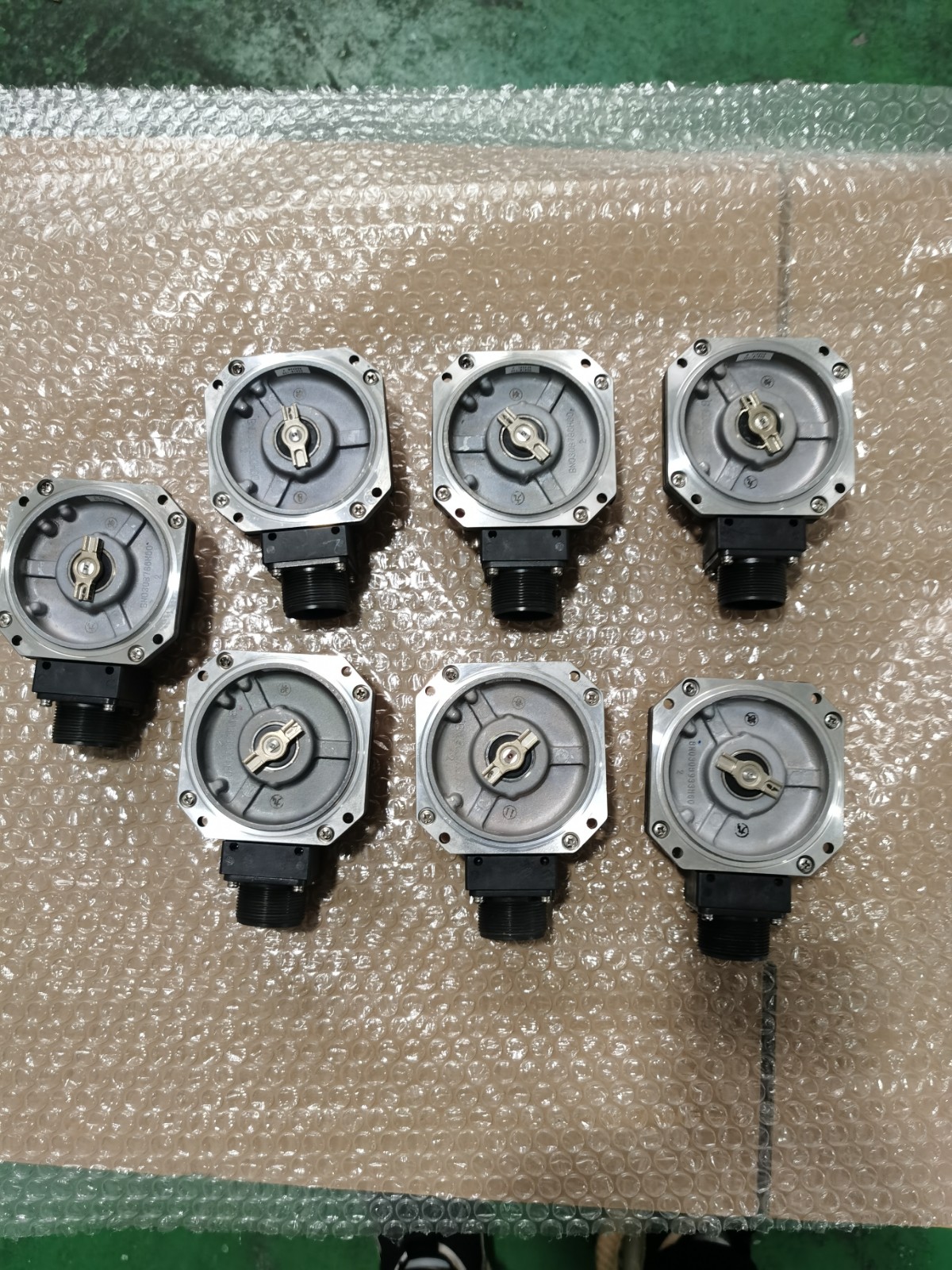 二手三菱伺服编码器 OSA18-130 配 HF-SE152JW1-S100 拆机 议价