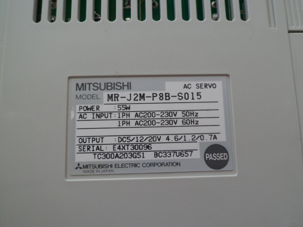 二手三菱伺服驱动器 MR-J2M-P8B-S015 设备拆机 九成新 议价销售