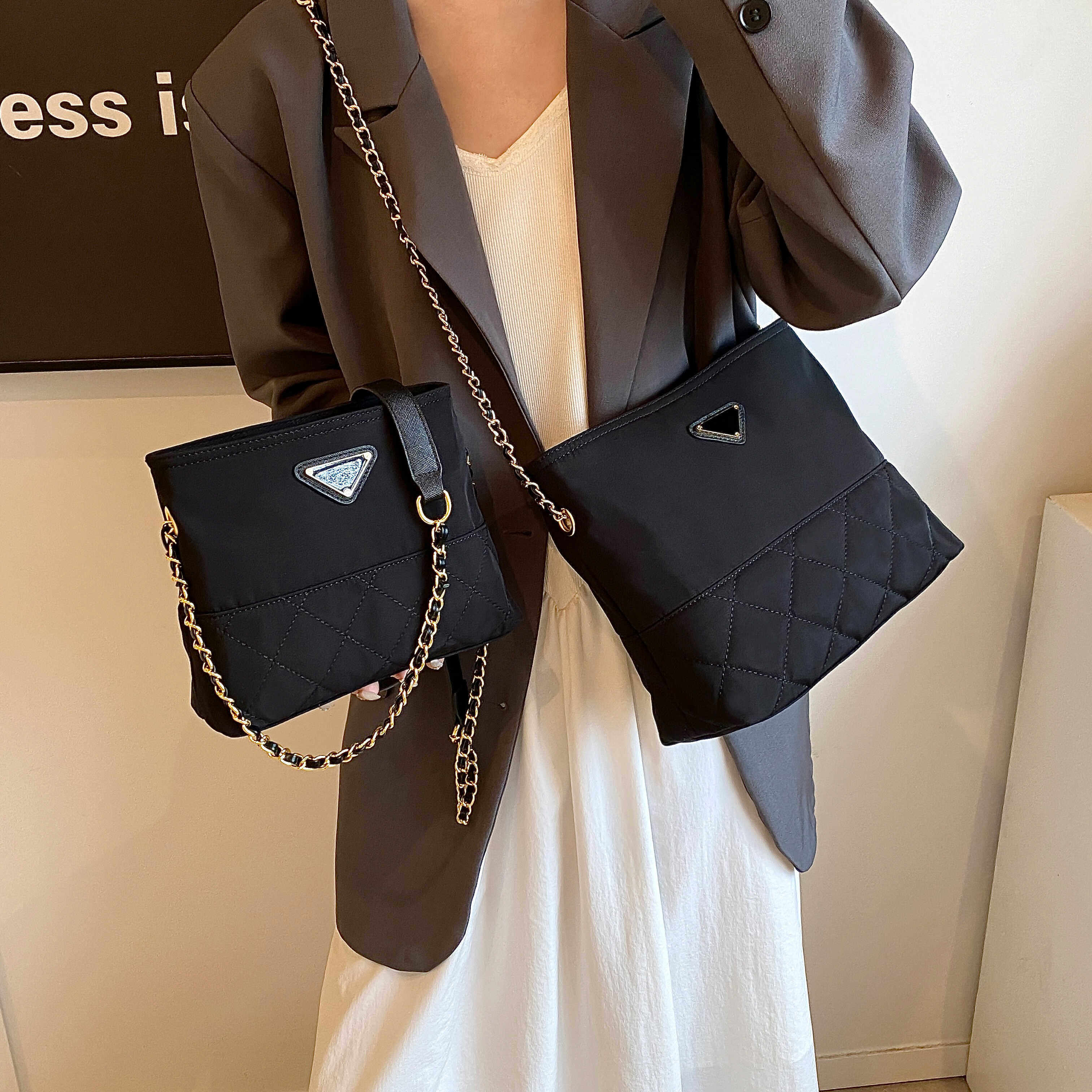 水桶小众设计包包2024新款百搭