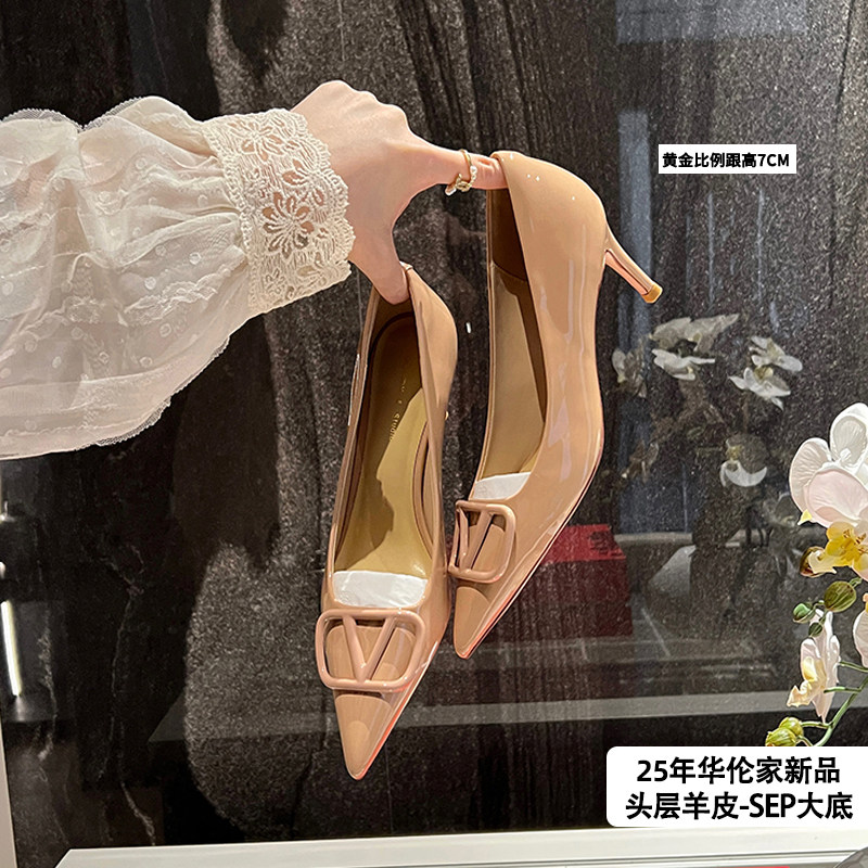 高端头层水晶羊皮~尖头V扣浅口单鞋女2025春季新品斩男细跟高跟鞋