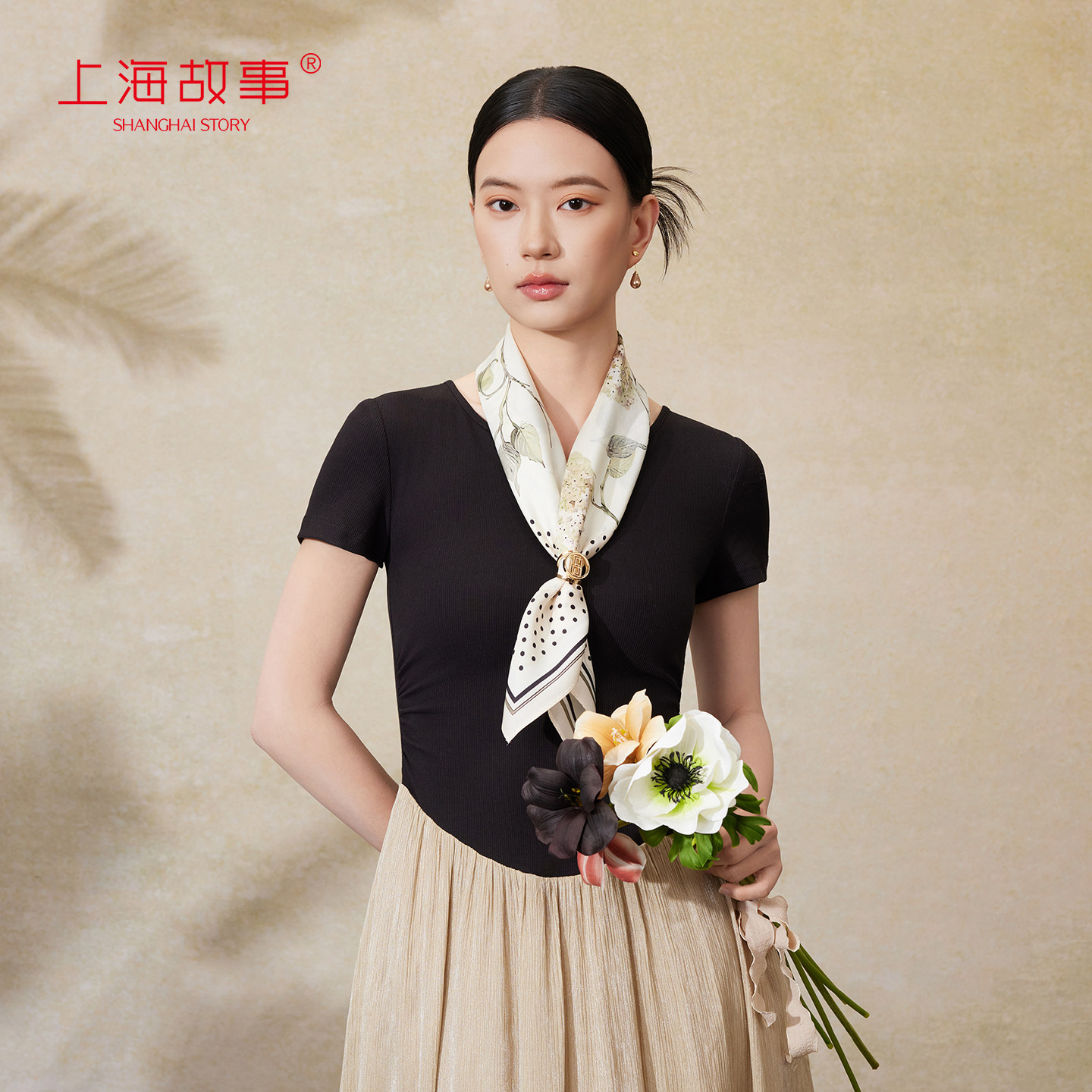 上海故事2026春夏新款丝巾系脖桑蚕丝双面印花真丝中方巾女礼盒装