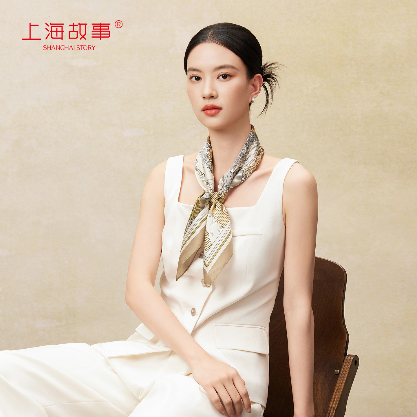 上海故事2026春夏新款真丝印花中方巾妈妈款桑蚕丝巾送长辈礼盒装