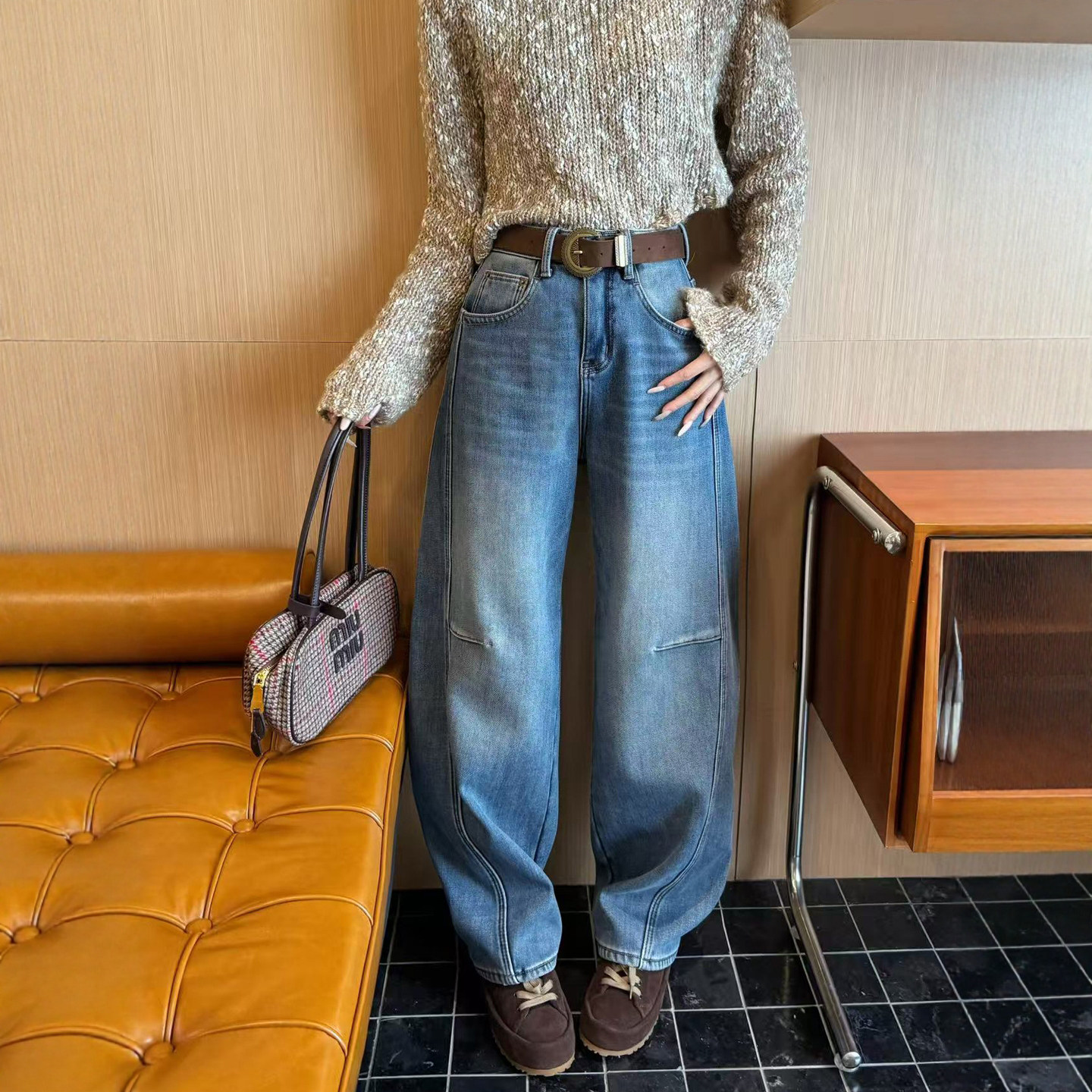 冬季新款蓝色加绒加厚阔腿牛仔裤女宽松高腰大码弯刀裤长裤拖地裤