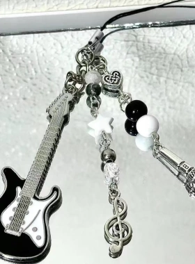 【小小歌唱家】手作串珠自制心简约ins手机链可爱咕本卡挂件