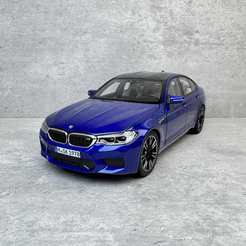 宝马M5车模 原厂1:18 NOREV代工 BMW M5 F90 2018合金汽车模型