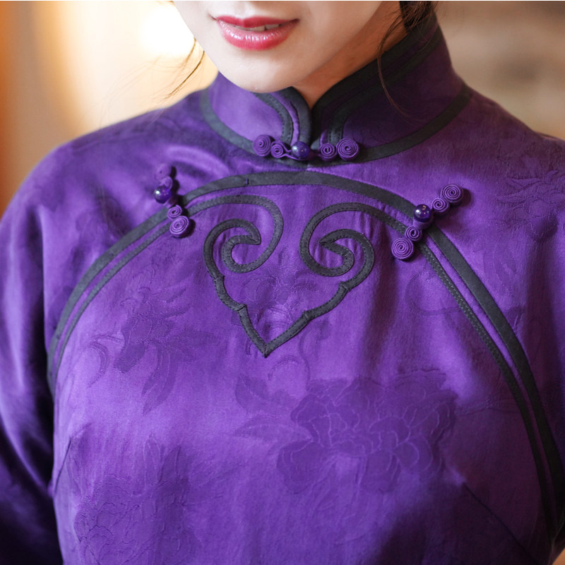 ZM937 새로운 XIANGYUN SHA CHEONGSAM 탑 패턴 봄과 가을 실크 복고풍 스탠드 칼라 여성 HANFU 절단 도면