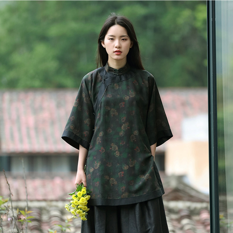 ZM933 봄과 여름 향기로운 구름 원사 HANFU 플레이트 버클 여성용 종이 패턴 새로운 중국 스타일 스탠드 칼라 실크 탑 니트 사용자 정의