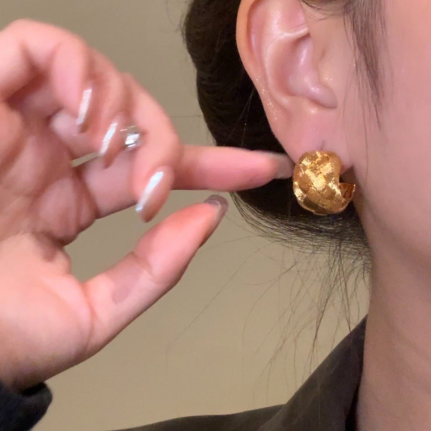 「金线藤蔓」法式复古手工编织拉丝纹理高级感金色阻力耳钉耳环,饰品/流行首饰/时尚饰品新,耳夹,淘宝优惠券,粉丝福利购,淘宝优惠卷