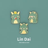 卡通龙年胸针可爱日系小龙金属徽章男女新年礼物别针衣服装 饰品