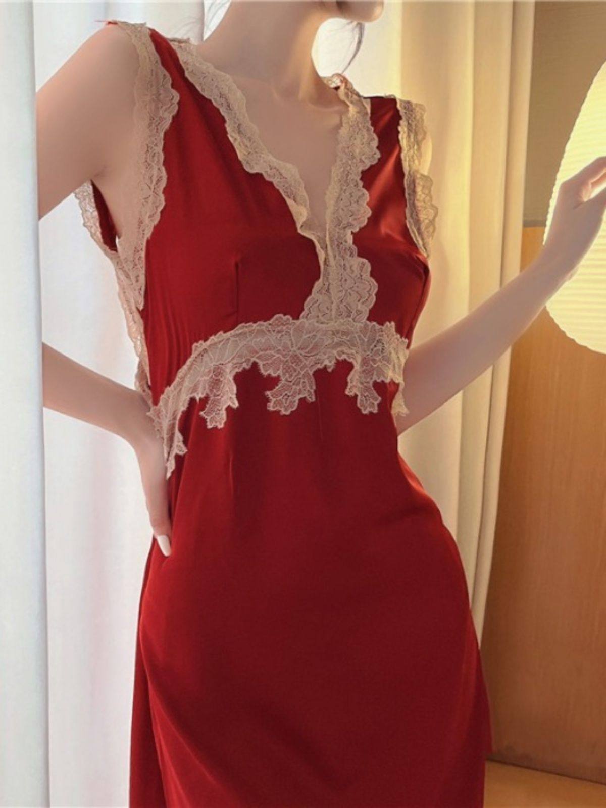 宫廷风性感睡衣女夏新款冰丝薄款大美背长款过膝蕾丝边连衣裙睡裙