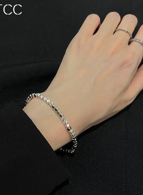 银色立体方块手链女复古小众设计高级感手串可拉伸弹性手饰潮2022