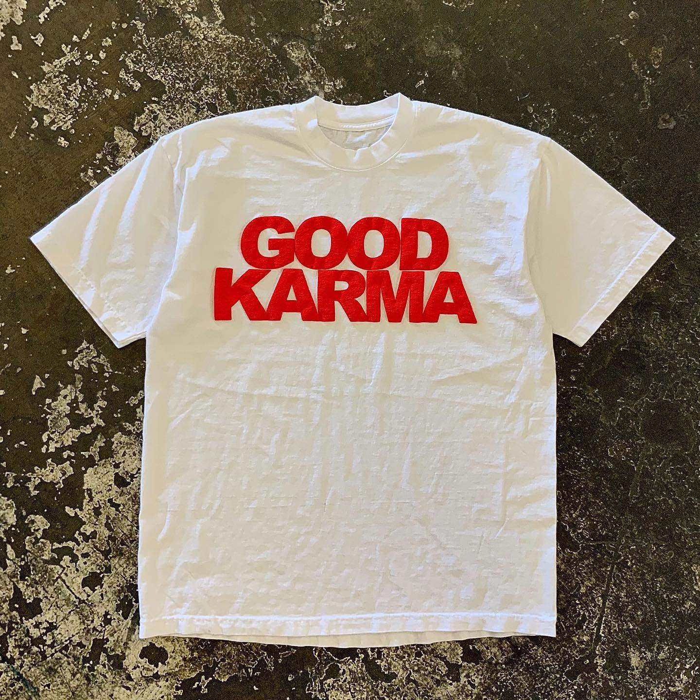 王有病工作室 220G 透气正肩版 ！简约字母男女good karma短袖T恤