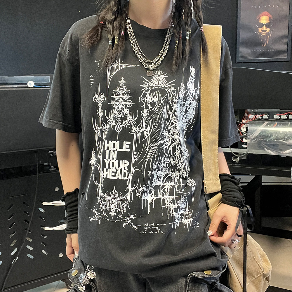 王有病工作室 亚文化镰刀线稿复古美式高级感艺术破洞款短袖T恤