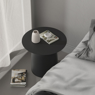 北欧卧室床头小圆桌侘寂风极简铁艺床头柜创意床边桌现代简约边几