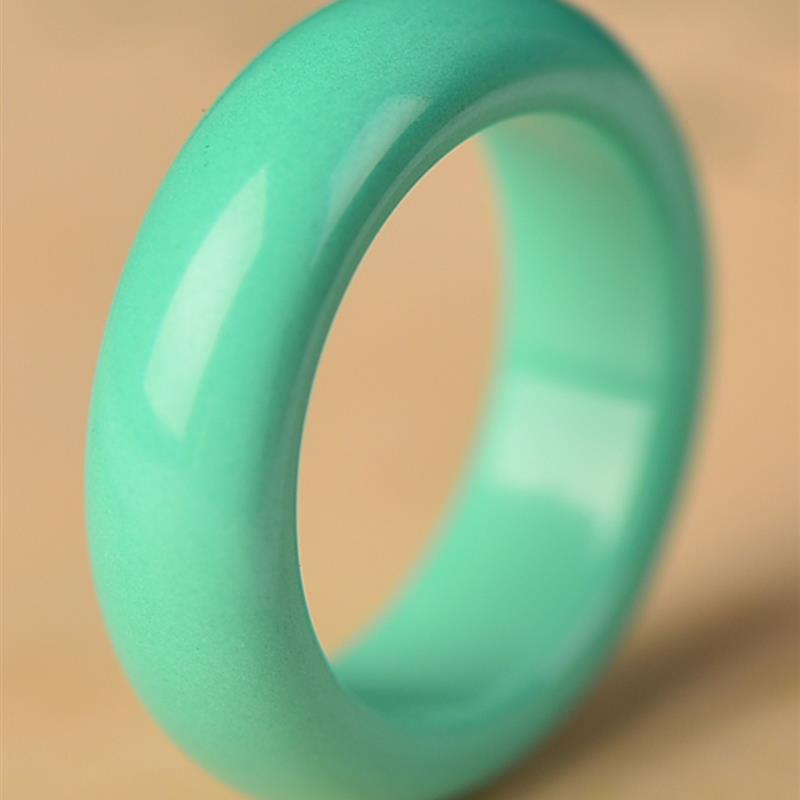 湖北精工雕刻绿松石高瓷蓝绿精品跑环配饰手串持炼戒指