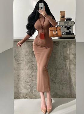 YoungGirlDay卡戴珊基础款紧身显瘦收腰包臀长袖抓绒中长款连衣裙