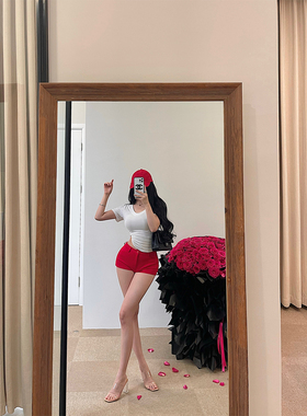 YoungGirlDay辣妹性感低腰紧身弹力提臀显腿长丰胯裤休闲短裤热裤