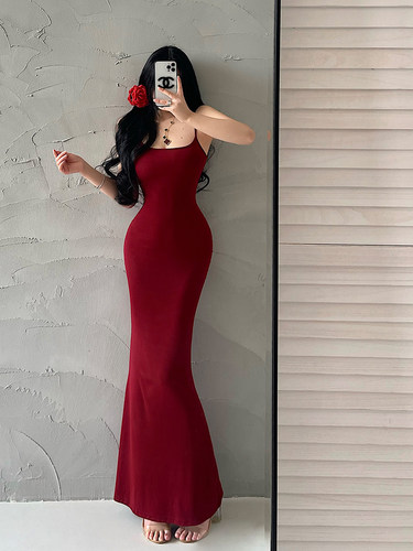 纯欲性感包臀鱼尾吊带连衣裙长裙